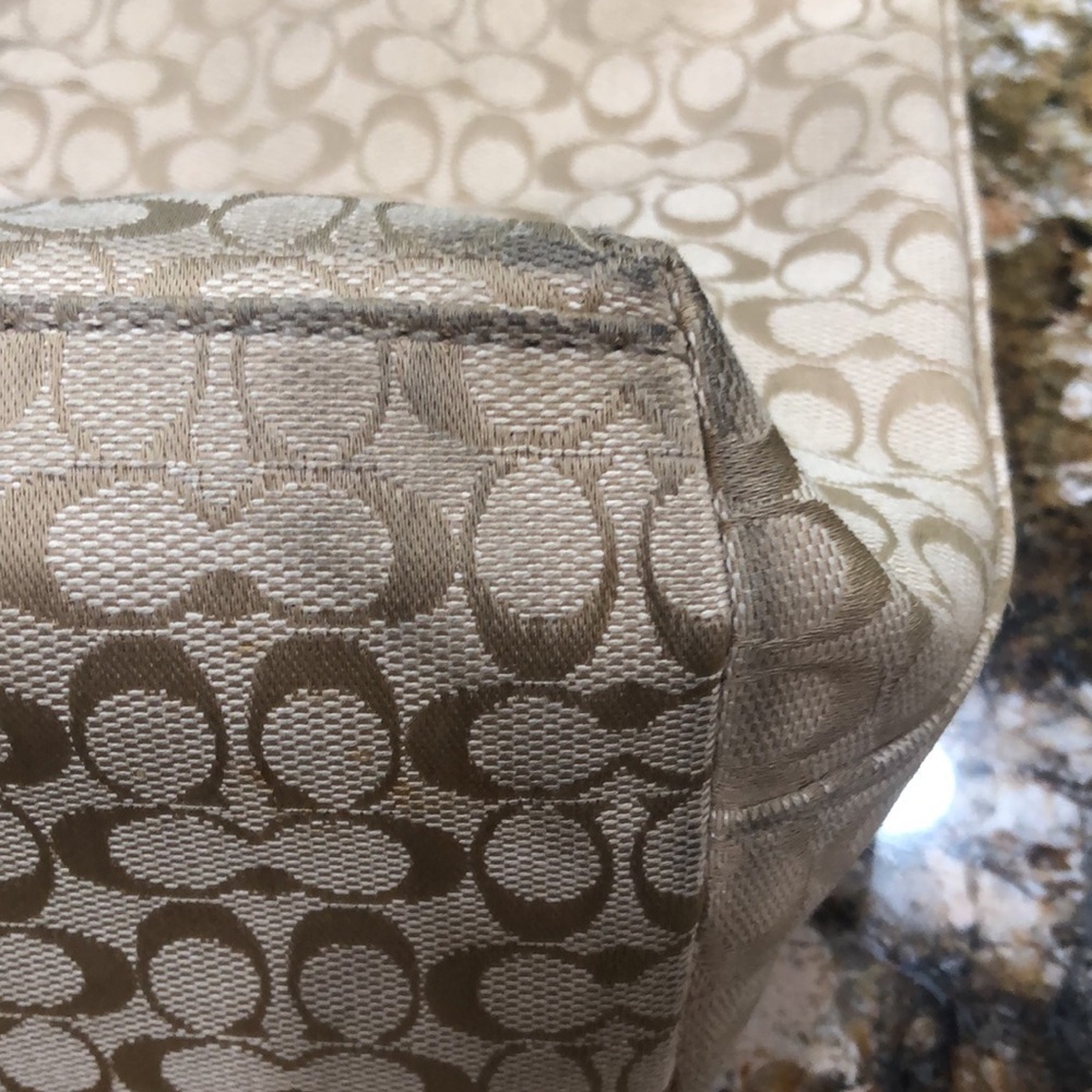Coach Signature Cloth bag in beige with cream trim and handles. - Picture 9 of 9
